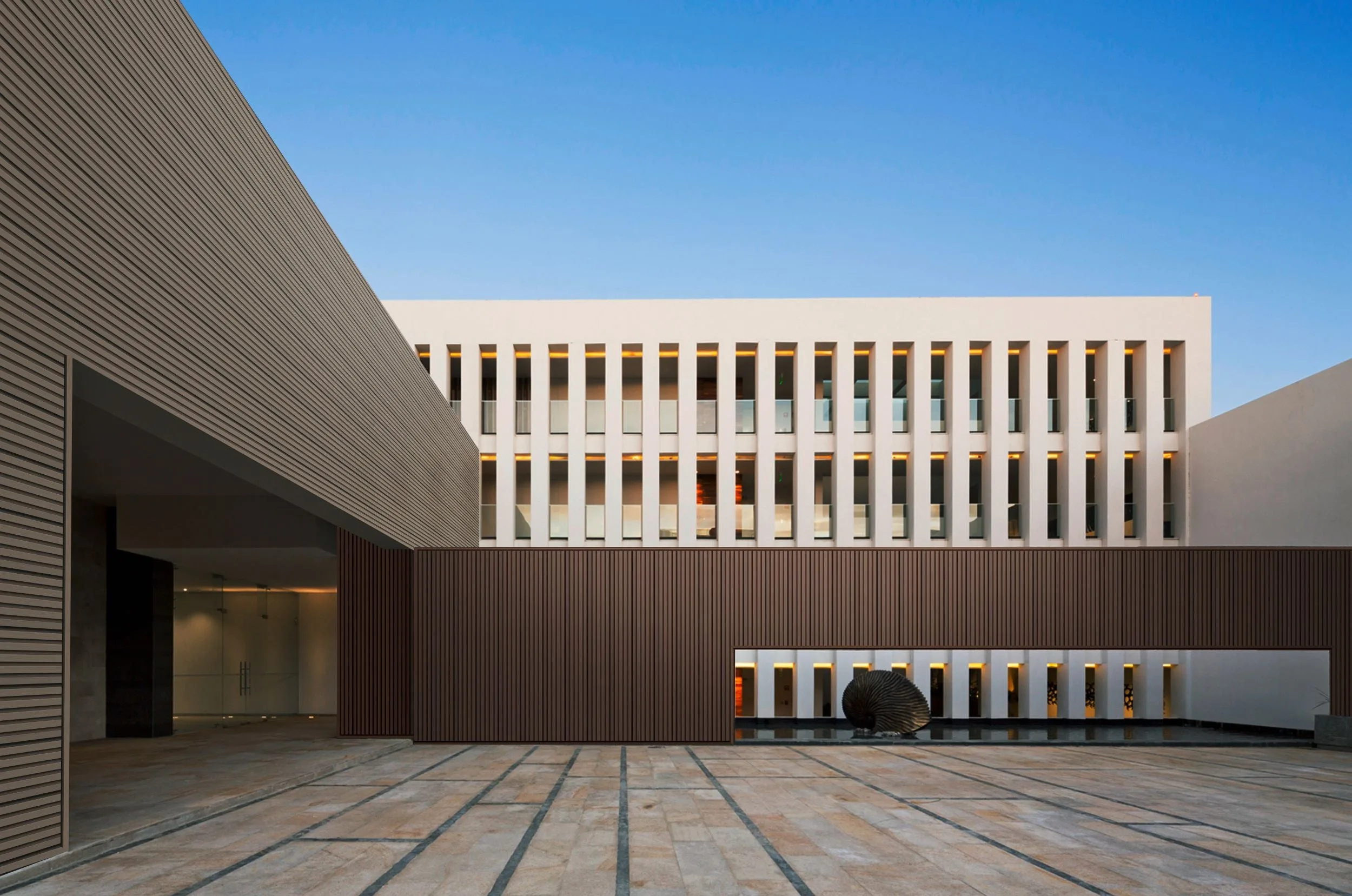 4 Pier Chocolate External Wall Cladding - Image 2